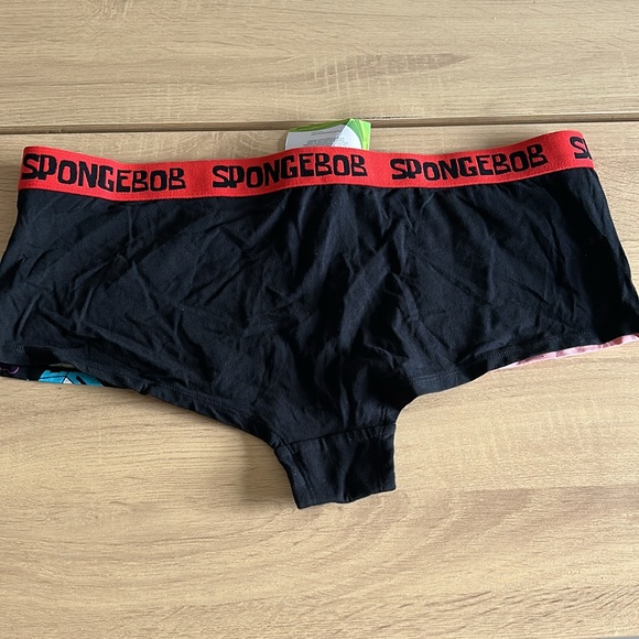 🎈3/$25🎈NWT Torrid PRIDE x Nickelodeon Sponge Bob Boyshort - Picture 4 of 8